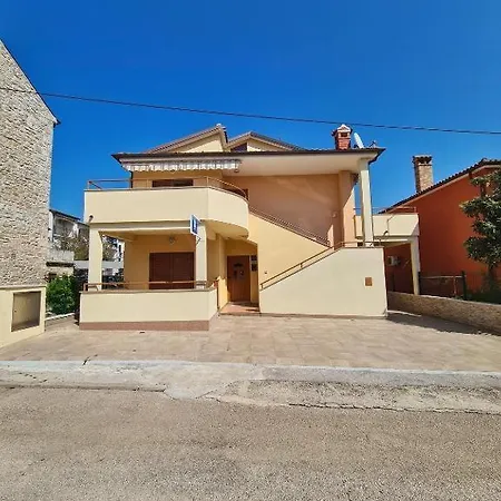 Manuel Novigrad Istria